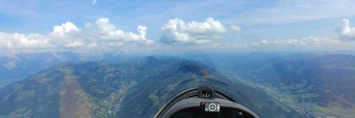 Flugwegposition um 12:45:40: Aufgenommen in der Nähe von Gemeinde Zell am See, 5700 Zell am See, Österreich in 2319 Meter